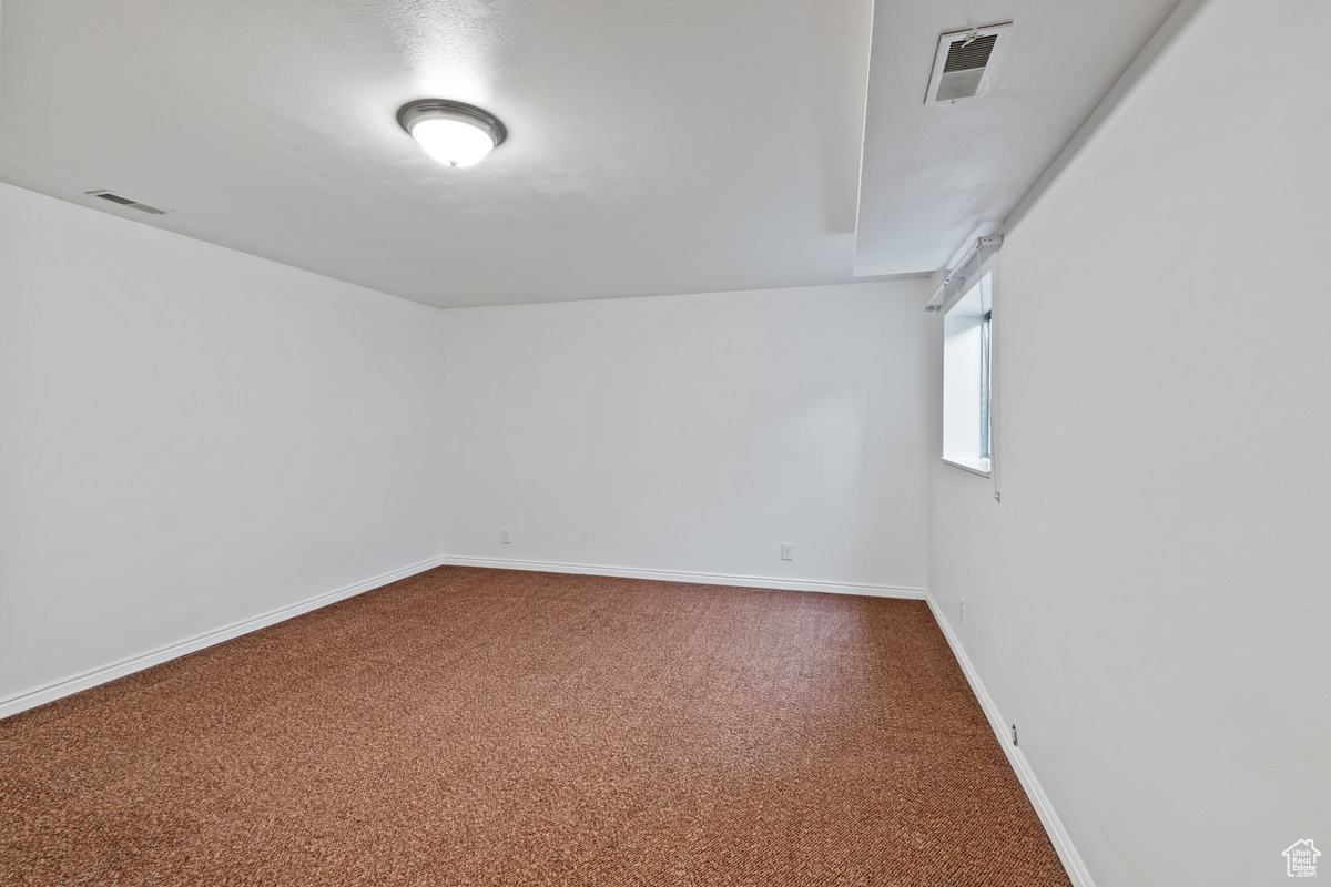 LAKECREST III - Residential