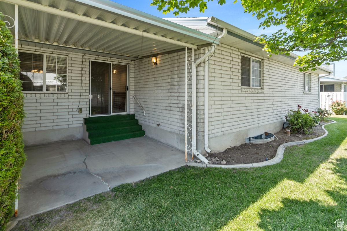 LAKECREST III - Residential