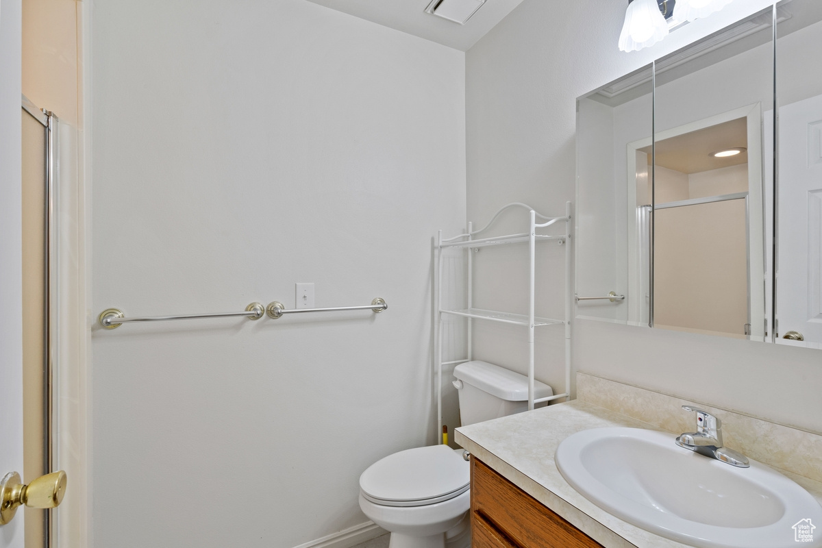 LAKECREST III - Residential