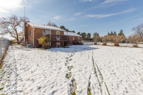 Tiny photo for 2830 W NORTH PLAIN CITY RD, Plain City, UT 84404 (MLS # 2126220)