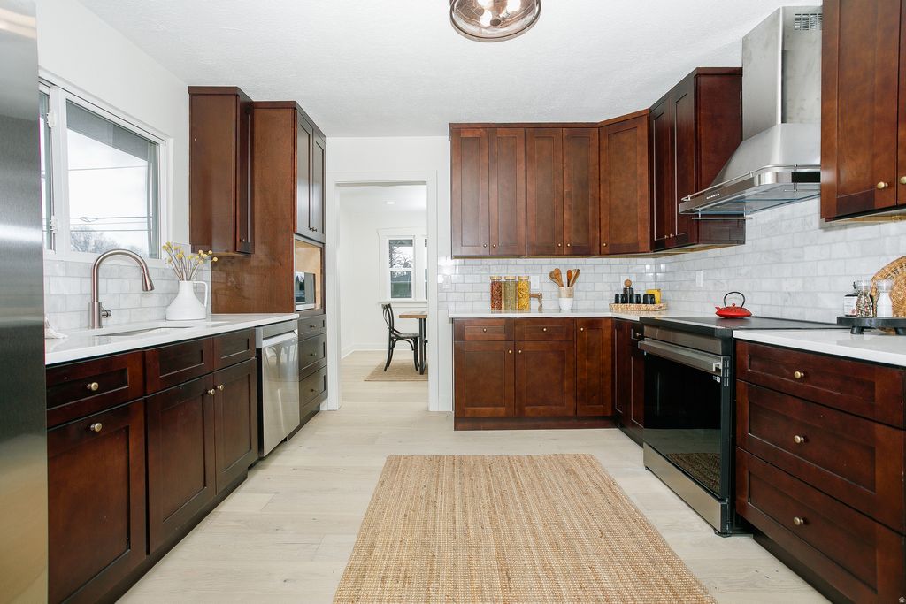 Photo of 110 E GREENWOOD AVE S, Midvale, UT 84047 (MLS # 2129854)