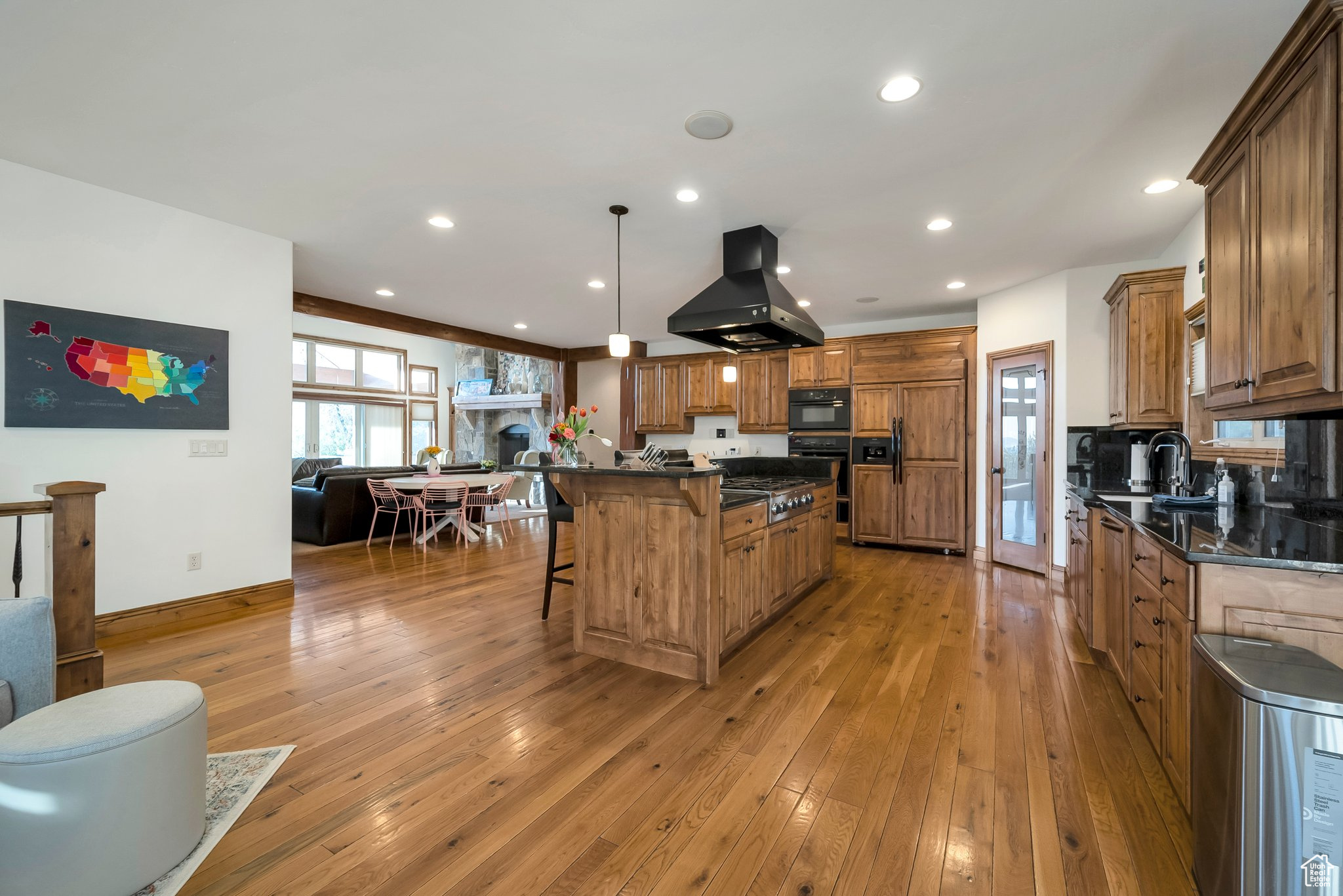 7377 S Comstock Cir, Salt Lake City, Utah image 8