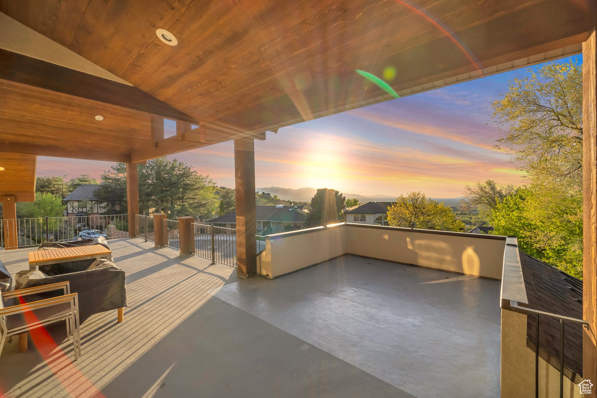 7377 S Comstock Cir, Salt Lake City, Utah image 6