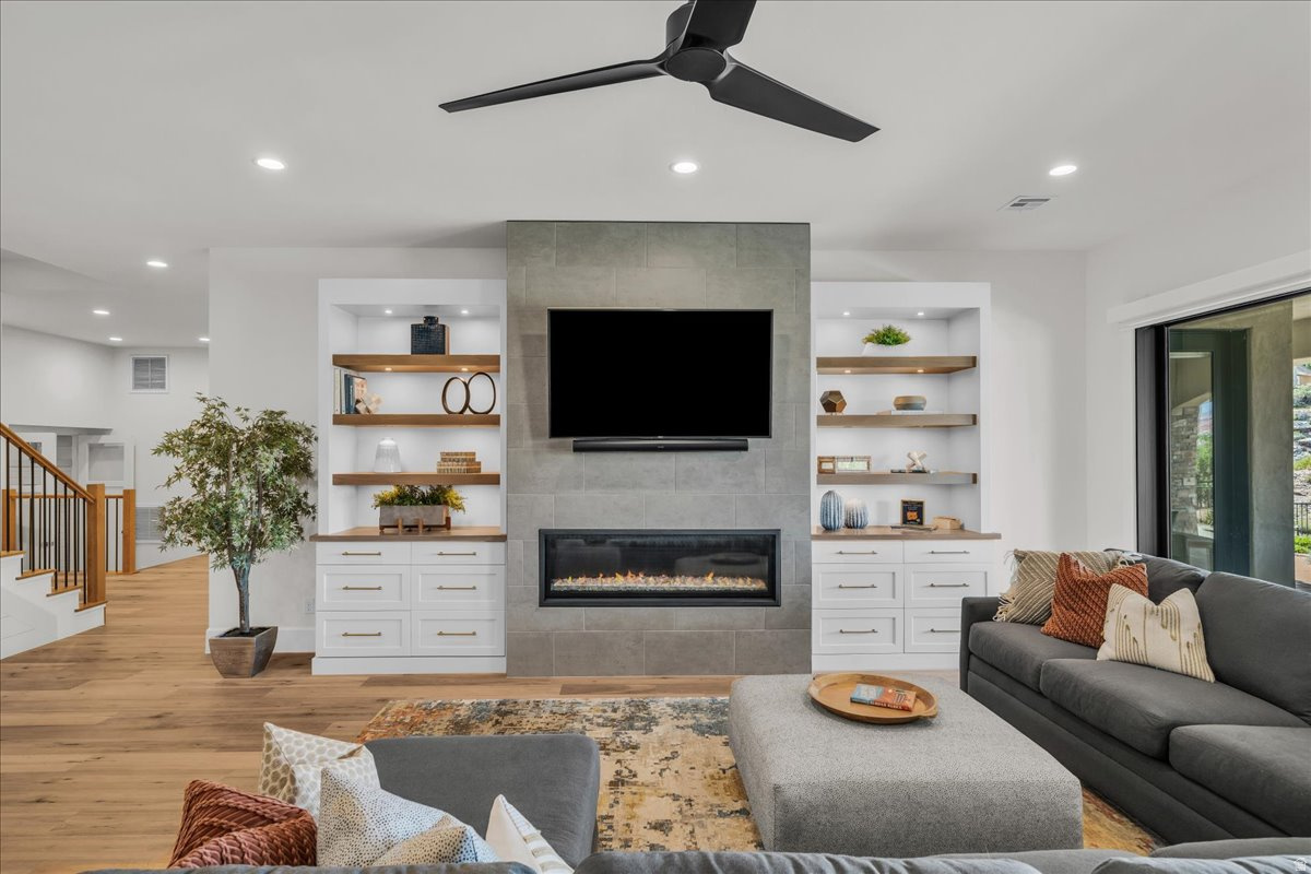 CANYON VIEW RIDGE AT SUNBROOK 1 - Residential
