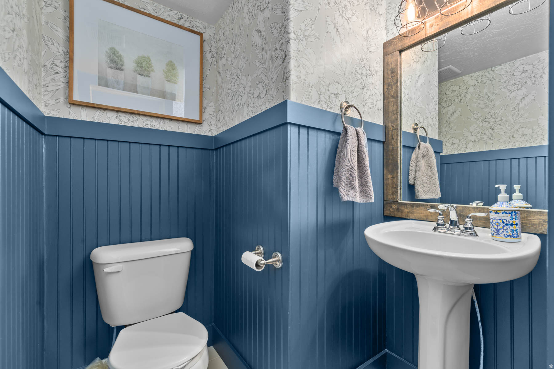 COOPERS HOLLOW - Residential