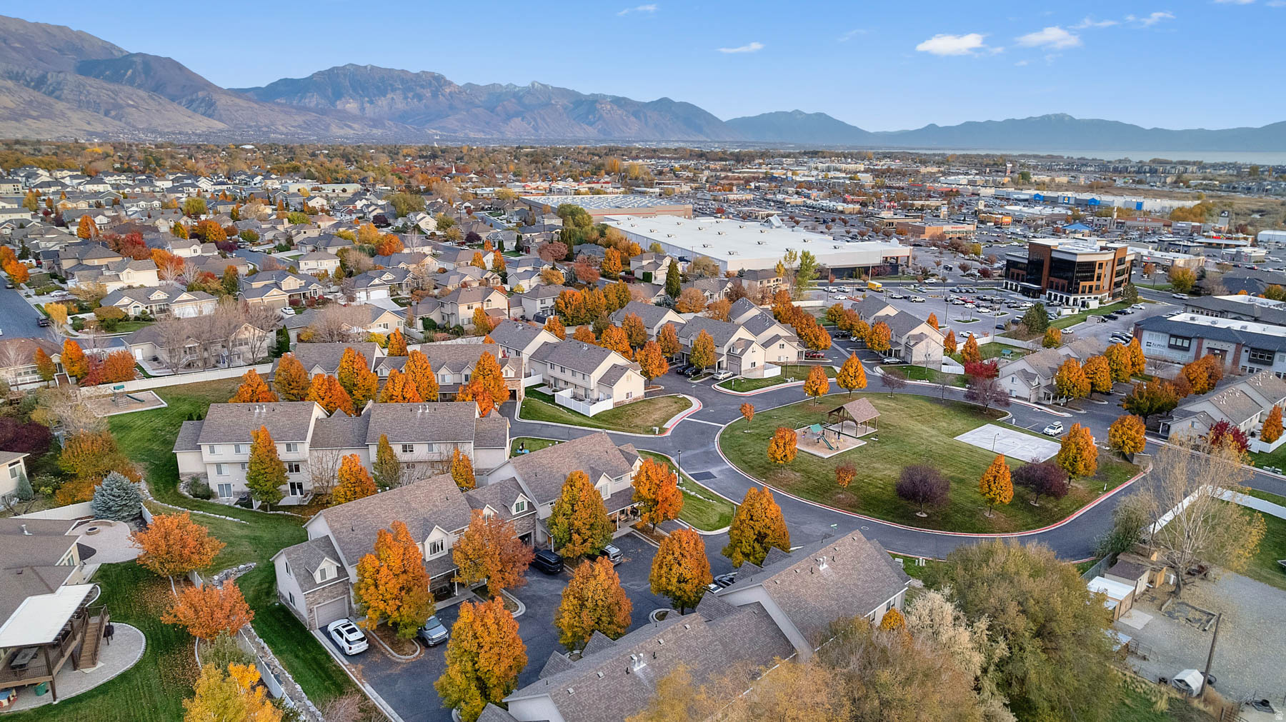 COOPERS HOLLOW - Residential