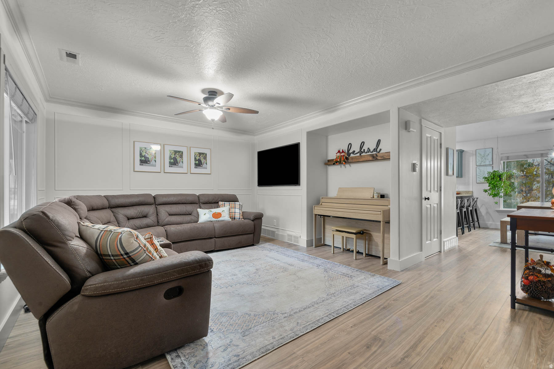 COOPERS HOLLOW - Residential