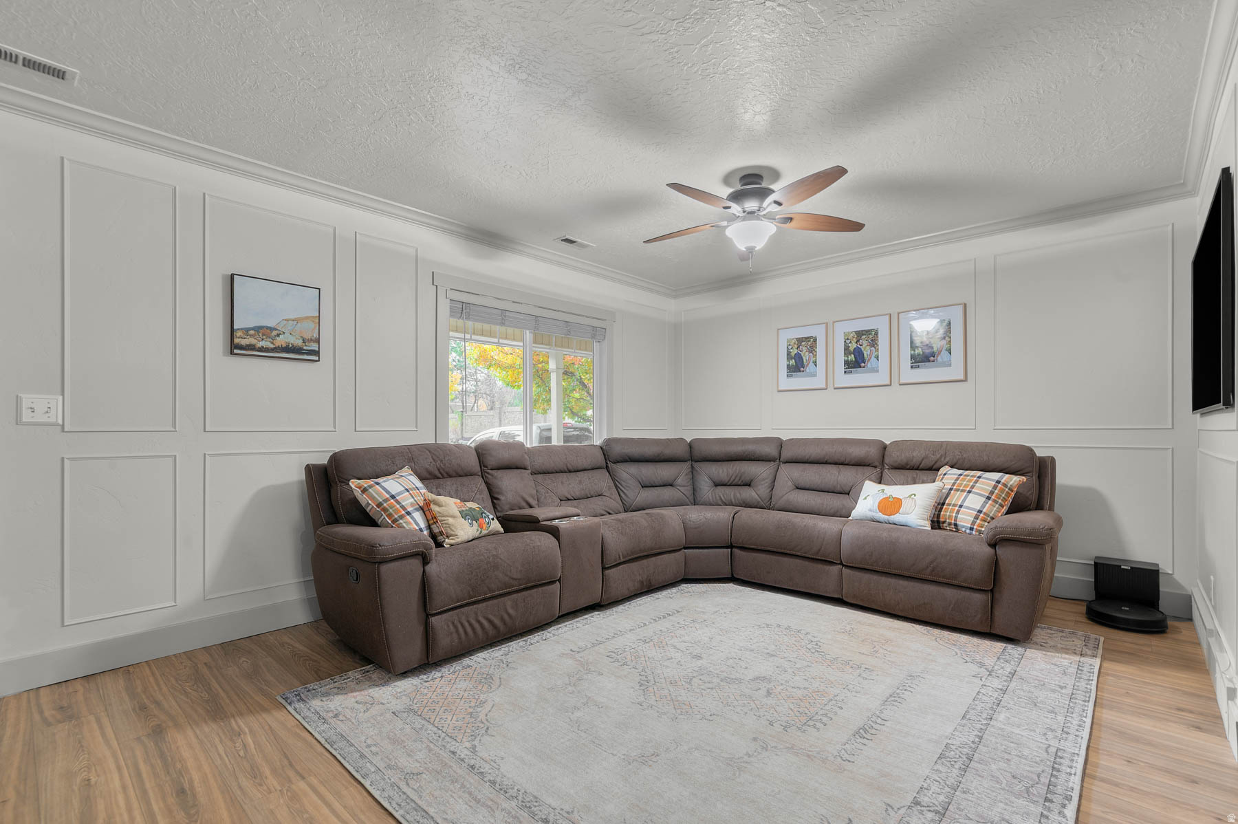 COOPERS HOLLOW - Residential