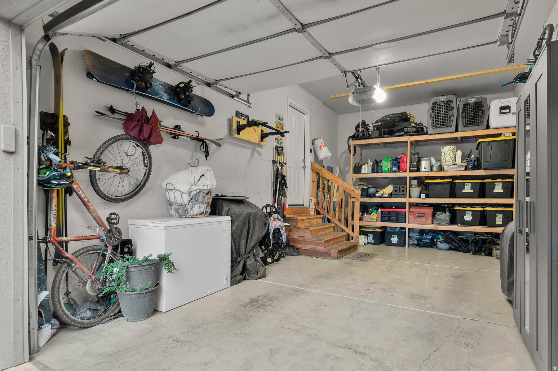 COOPERS HOLLOW - Residential