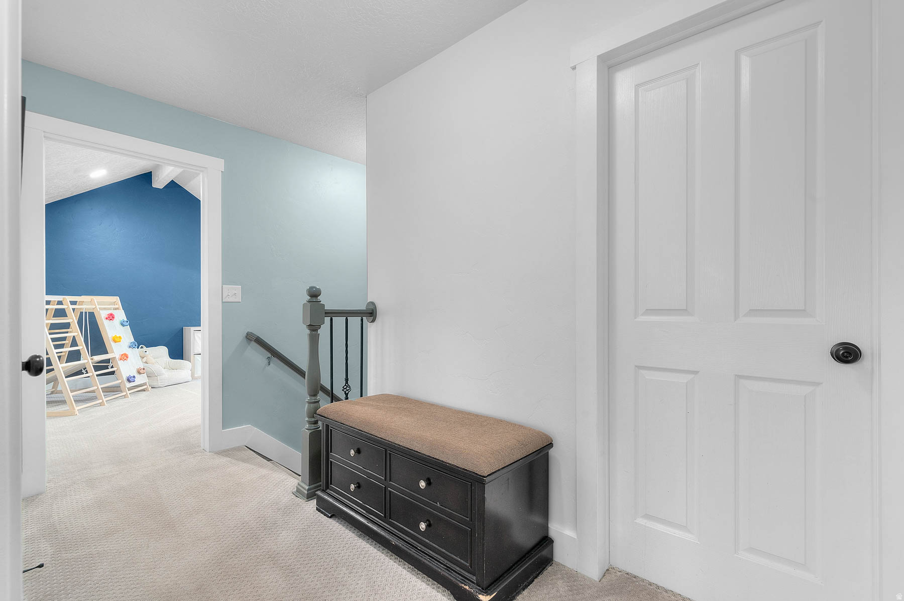 COOPERS HOLLOW - Residential