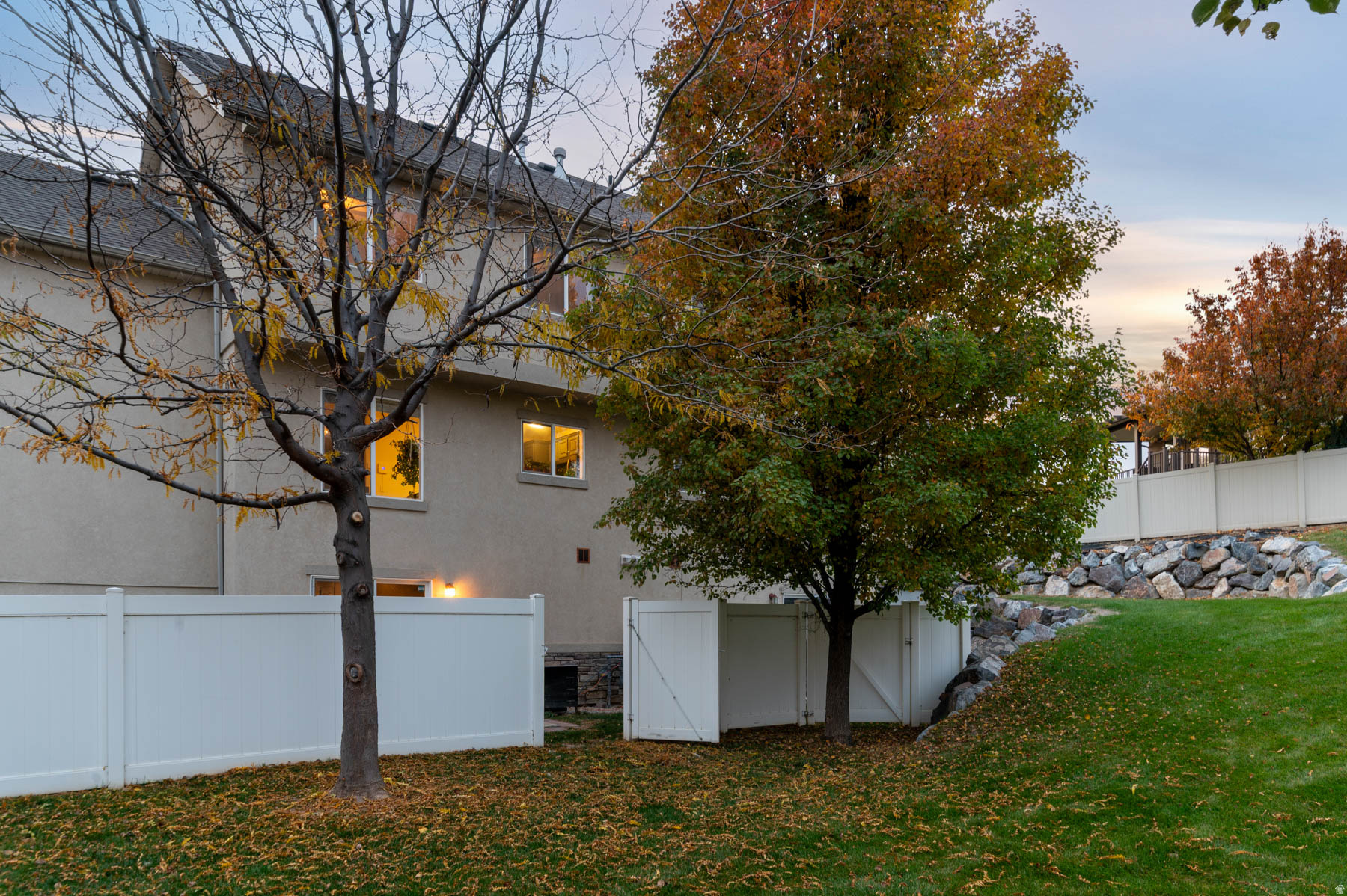 COOPERS HOLLOW - Residential