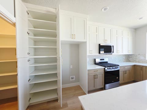 Tiny photo for 2951 N DEVON DR #246, Plain City, UT 84404 (MLS # 2180110)