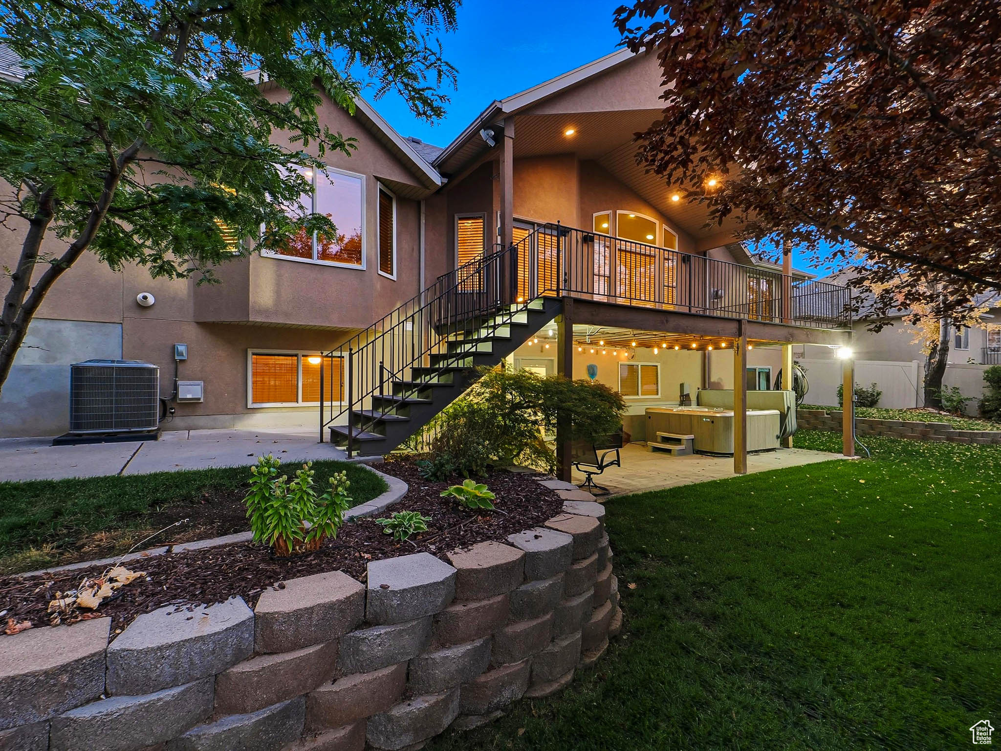 LUCAS DELL - Residential