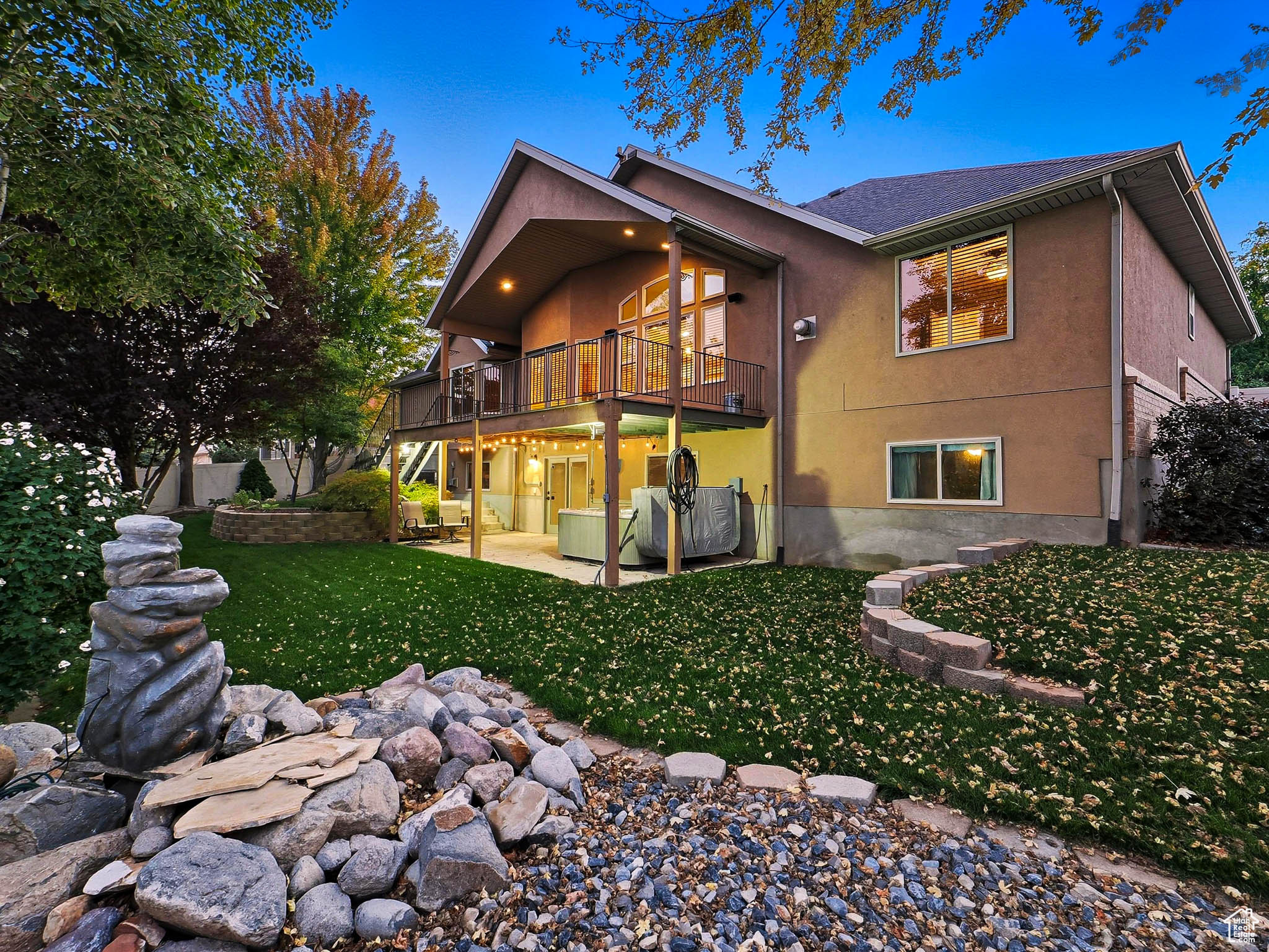 LUCAS DELL - Residential