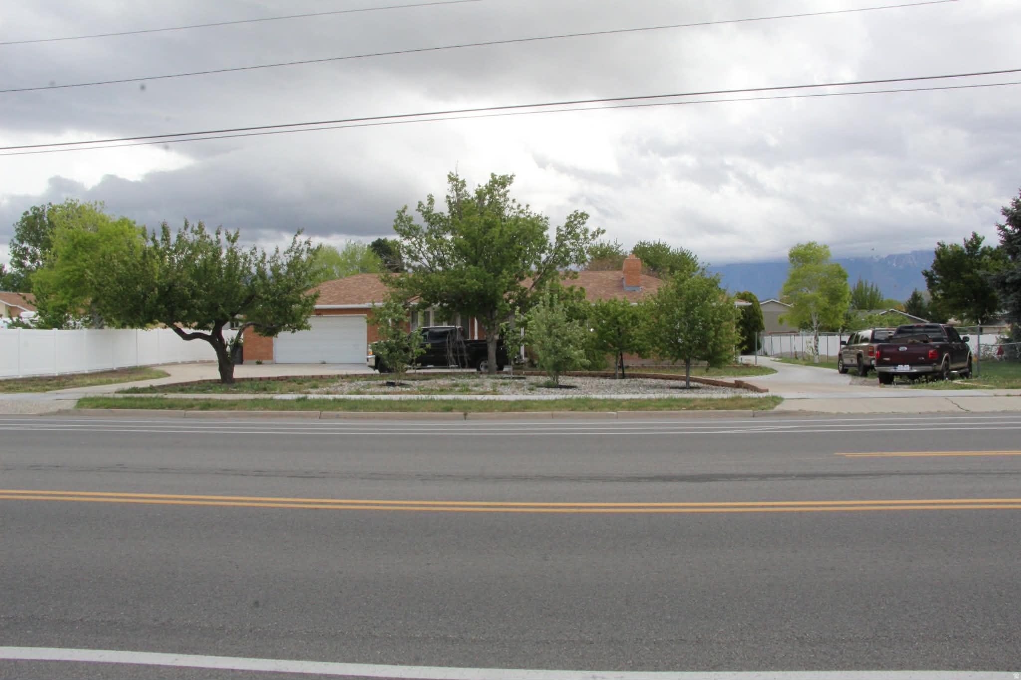 CHATTEL ESTATES - Residential