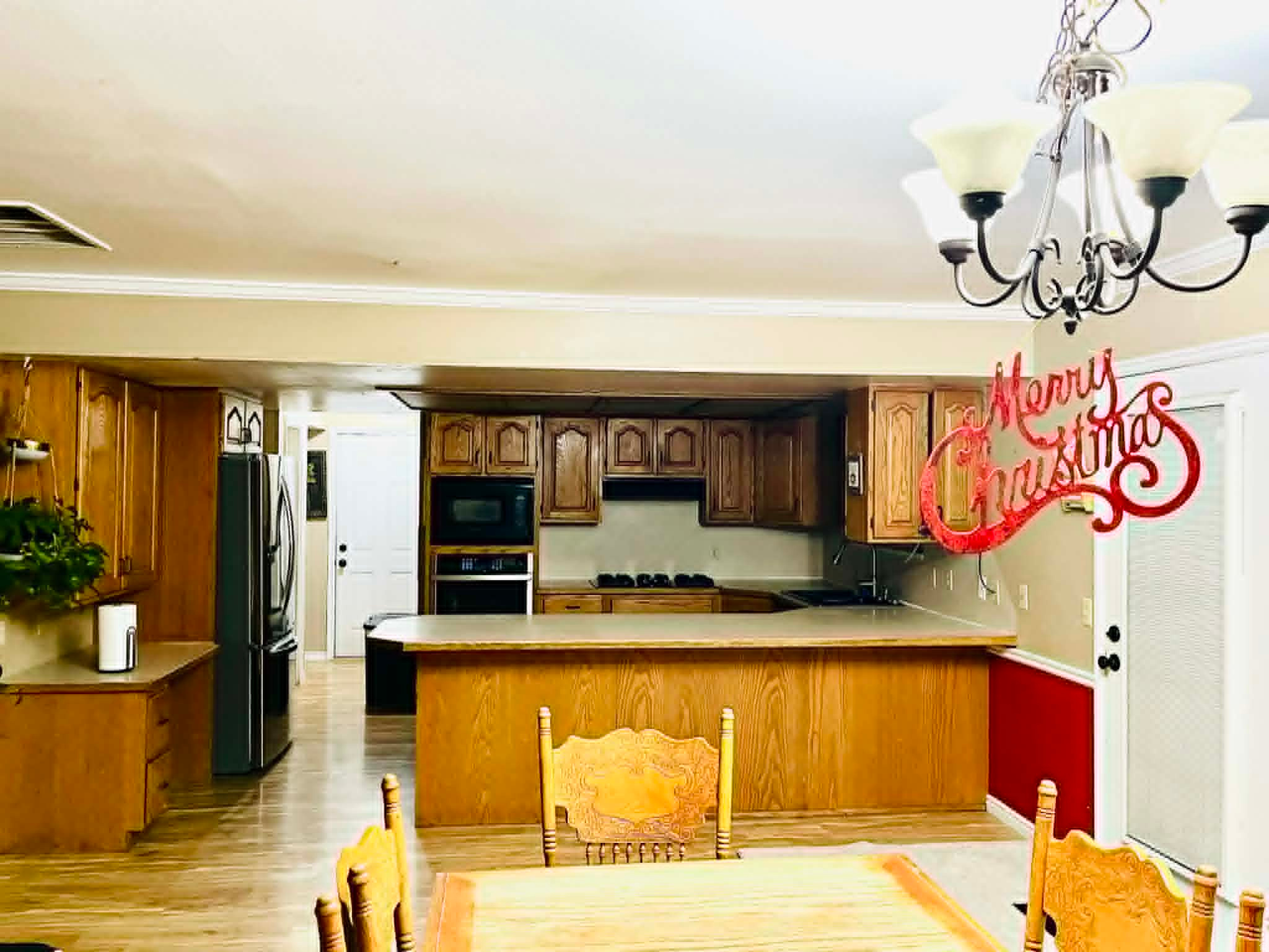 CHATTEL ESTATES - Residential