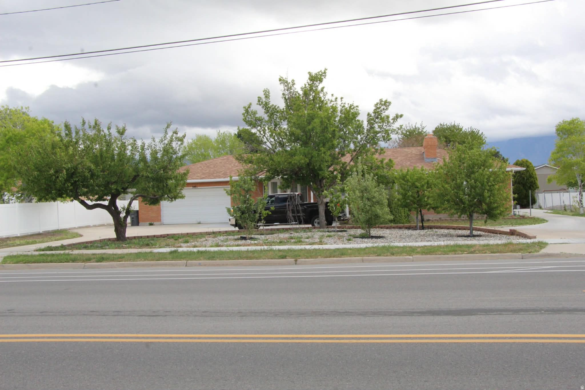 CHATTEL ESTATES - Residential