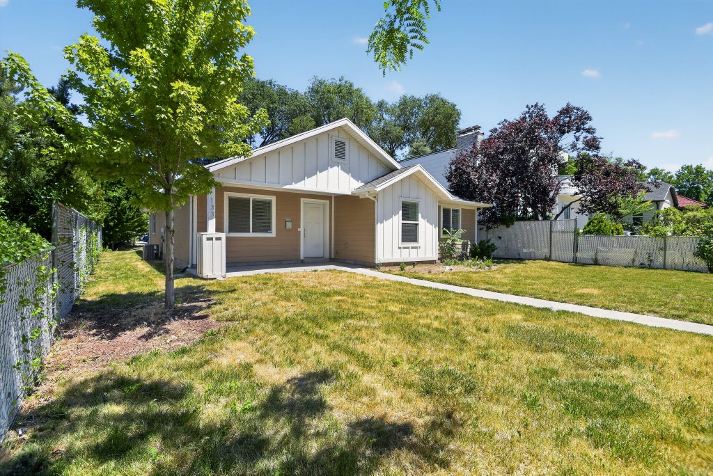 Photo of 133 E COMMONWEALTH AVE, South Salt Lake, UT 84115 (MLS # 2167706)