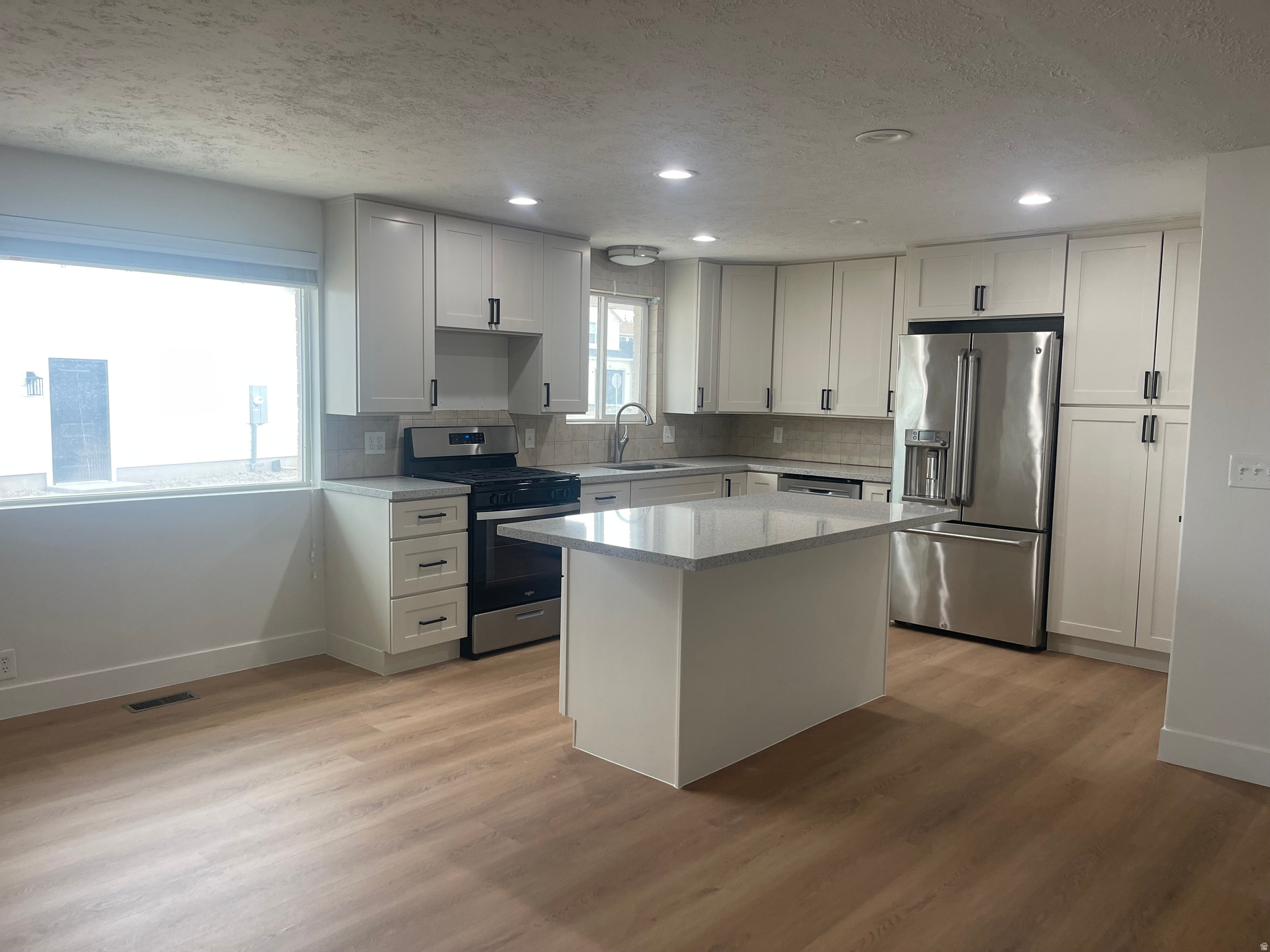 HIDDEN COVE - Residential