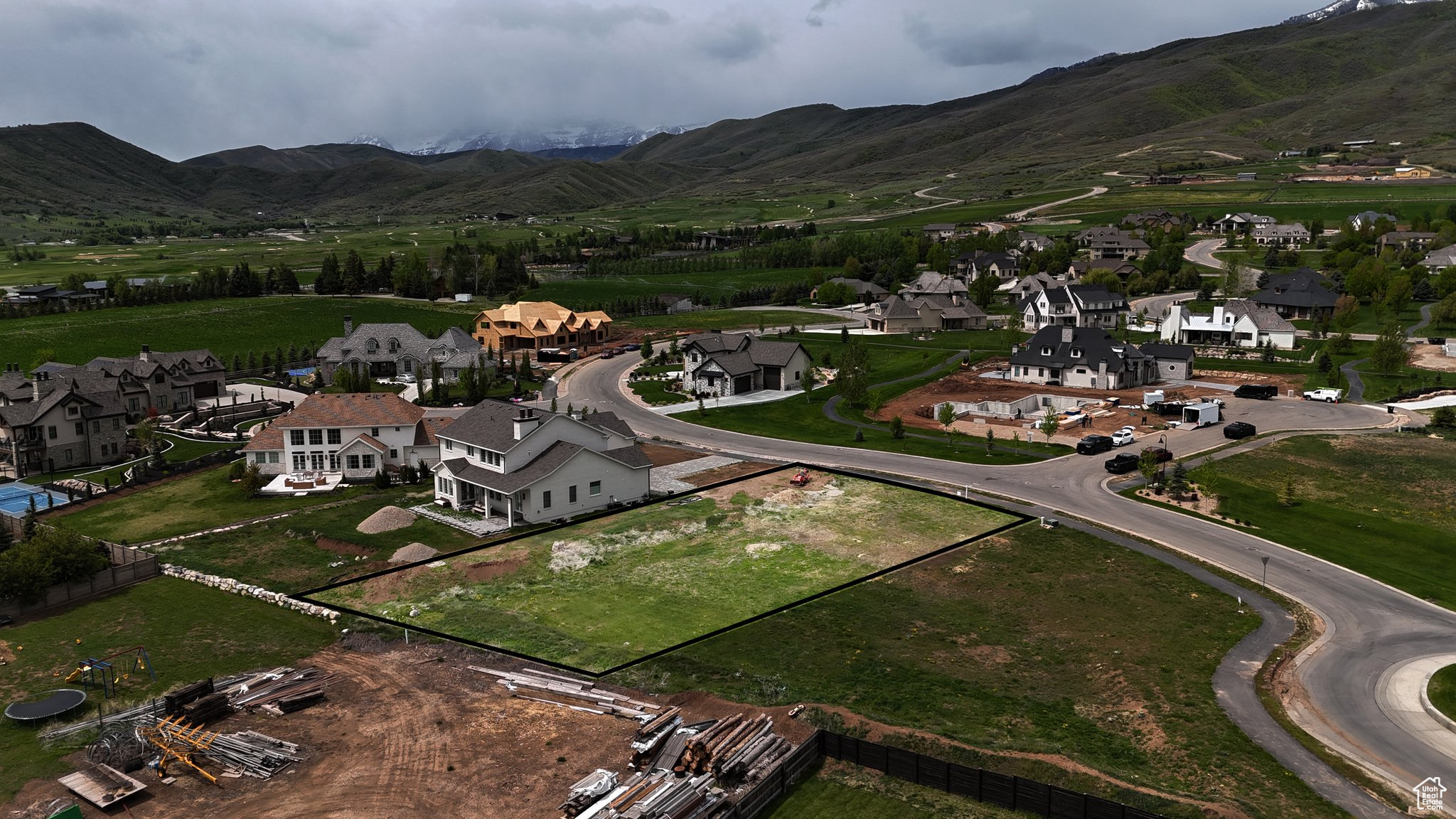 THE CASCADES AT SOLD - Land