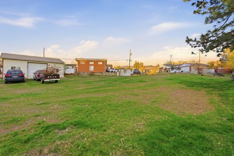 Tiny photo for 328 E 100 N, Clearfield, UT 84015 (MLS # 2122165)