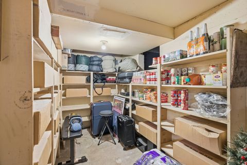 Tiny photo for 328 E 100 N, Clearfield, UT 84015 (MLS # 2122165)