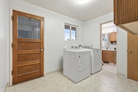 Tiny photo for 328 E 100 N, Clearfield, UT 84015 (MLS # 2122165)