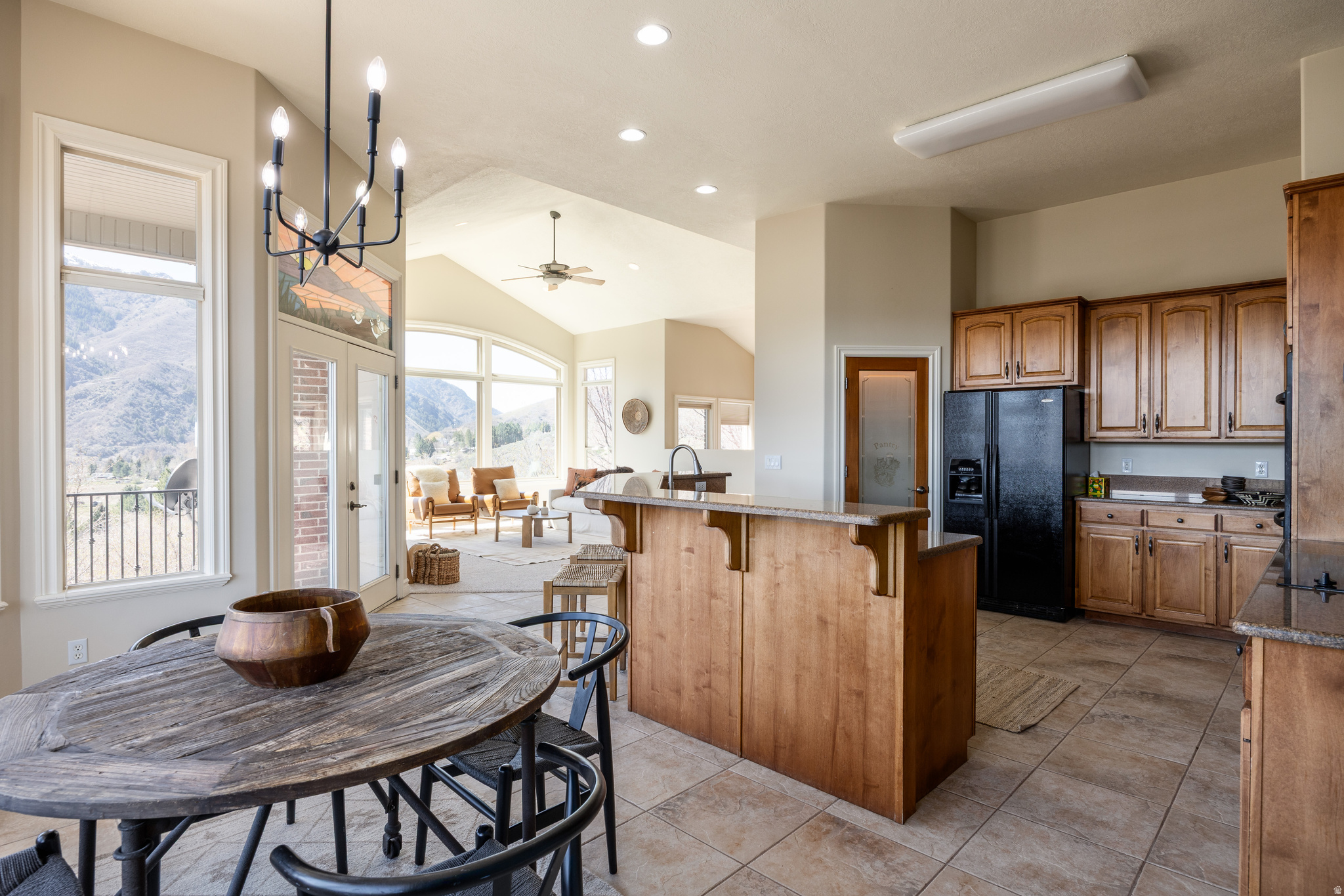 HIGHLANDS WEST - Residential