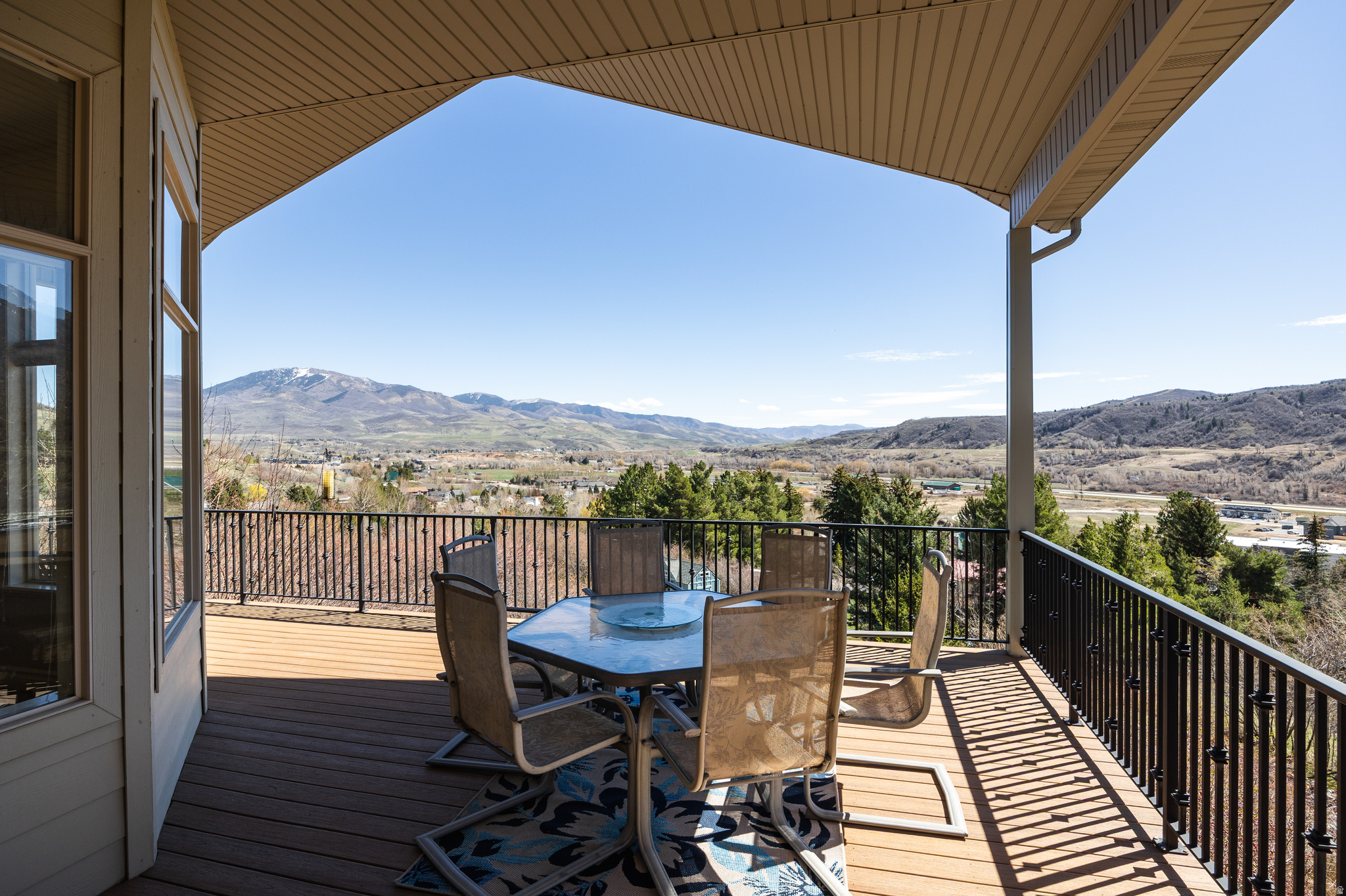 HIGHLANDS WEST - Residential