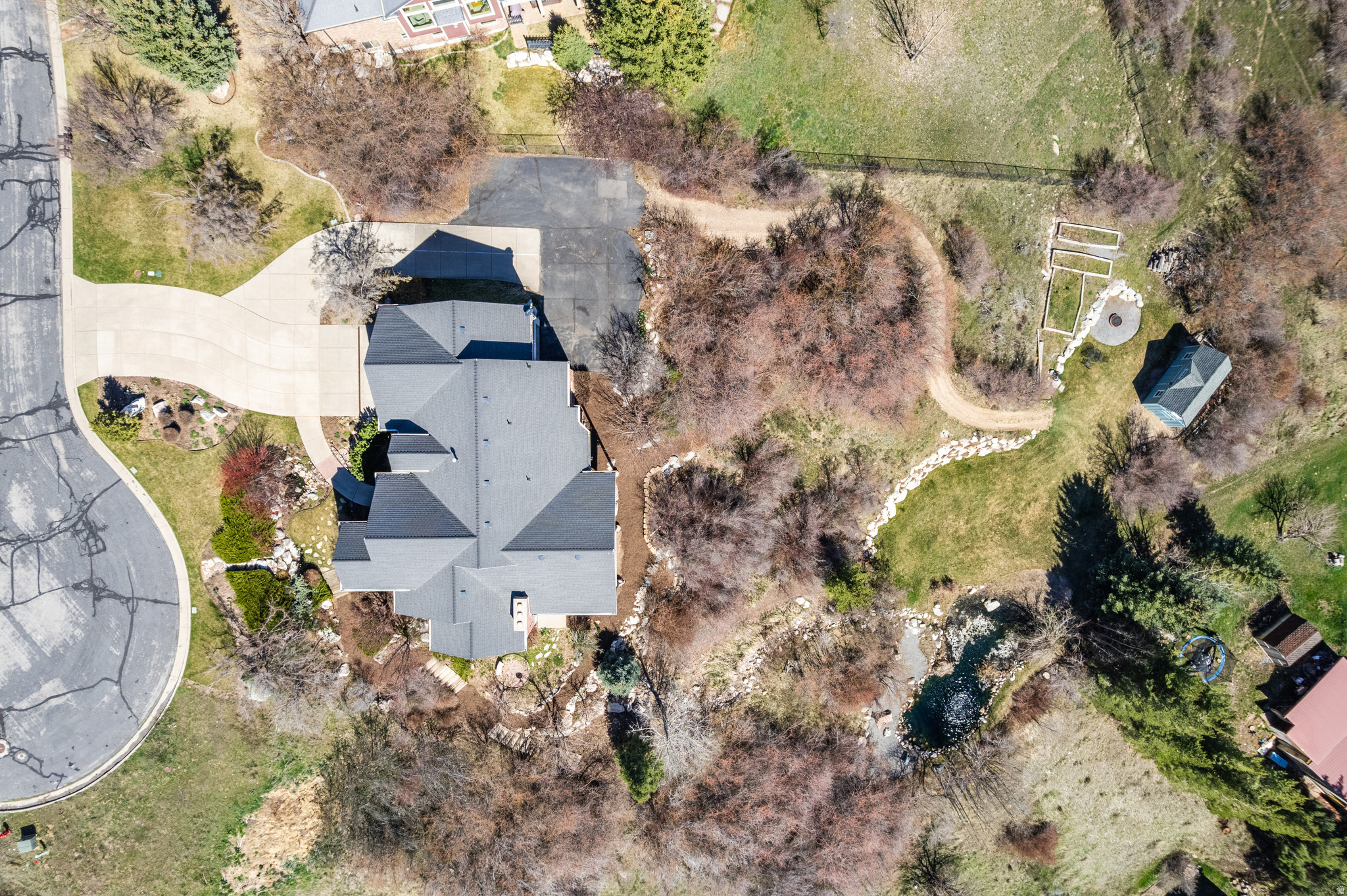 HIGHLANDS WEST - Residential