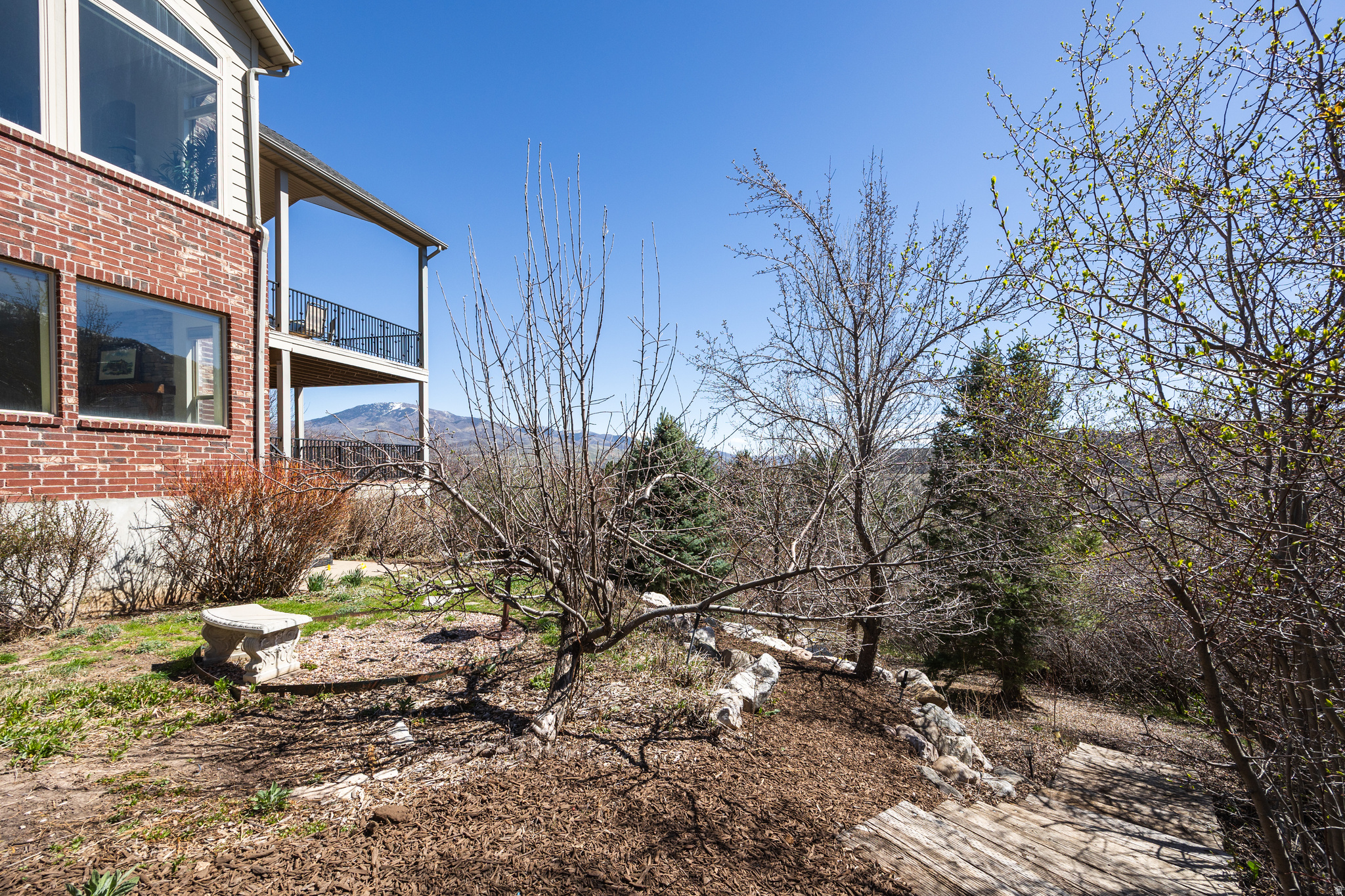 HIGHLANDS WEST - Residential