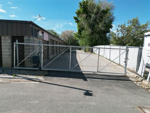 Tiny photo for 2087 N MAIN ST N, Clearfield, UT 84015 (MLS # 2124500)