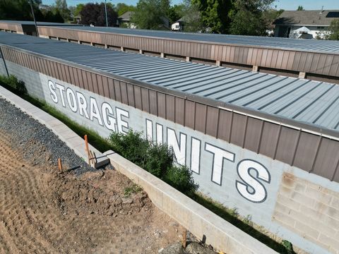 Tiny photo for 2087 N MAIN ST N, Clearfield, UT 84015 (MLS # 2124500)