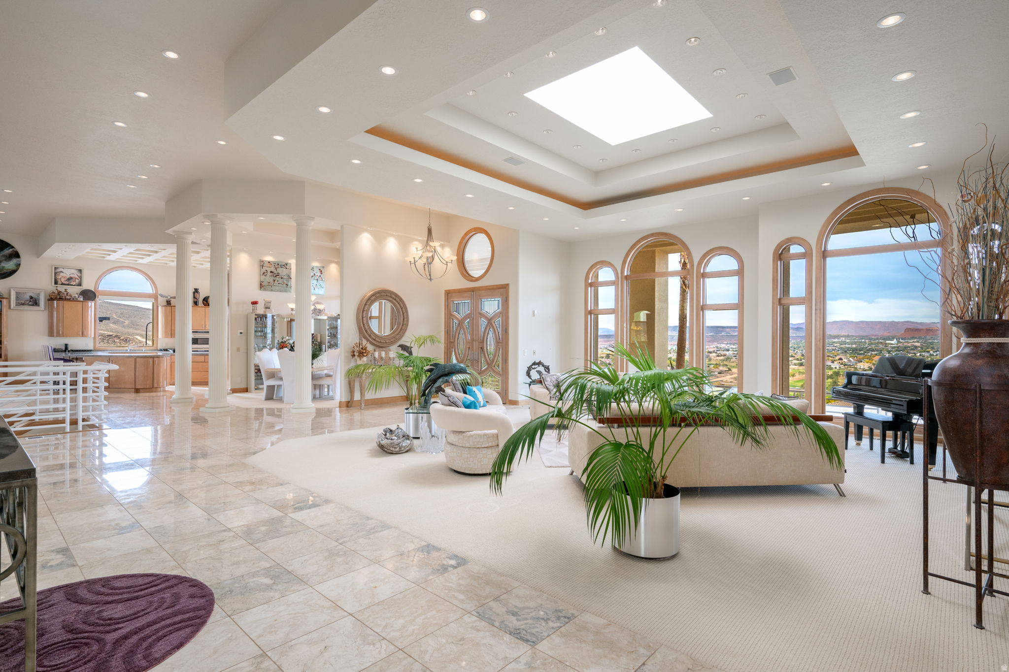 FALCON POINT - Residential