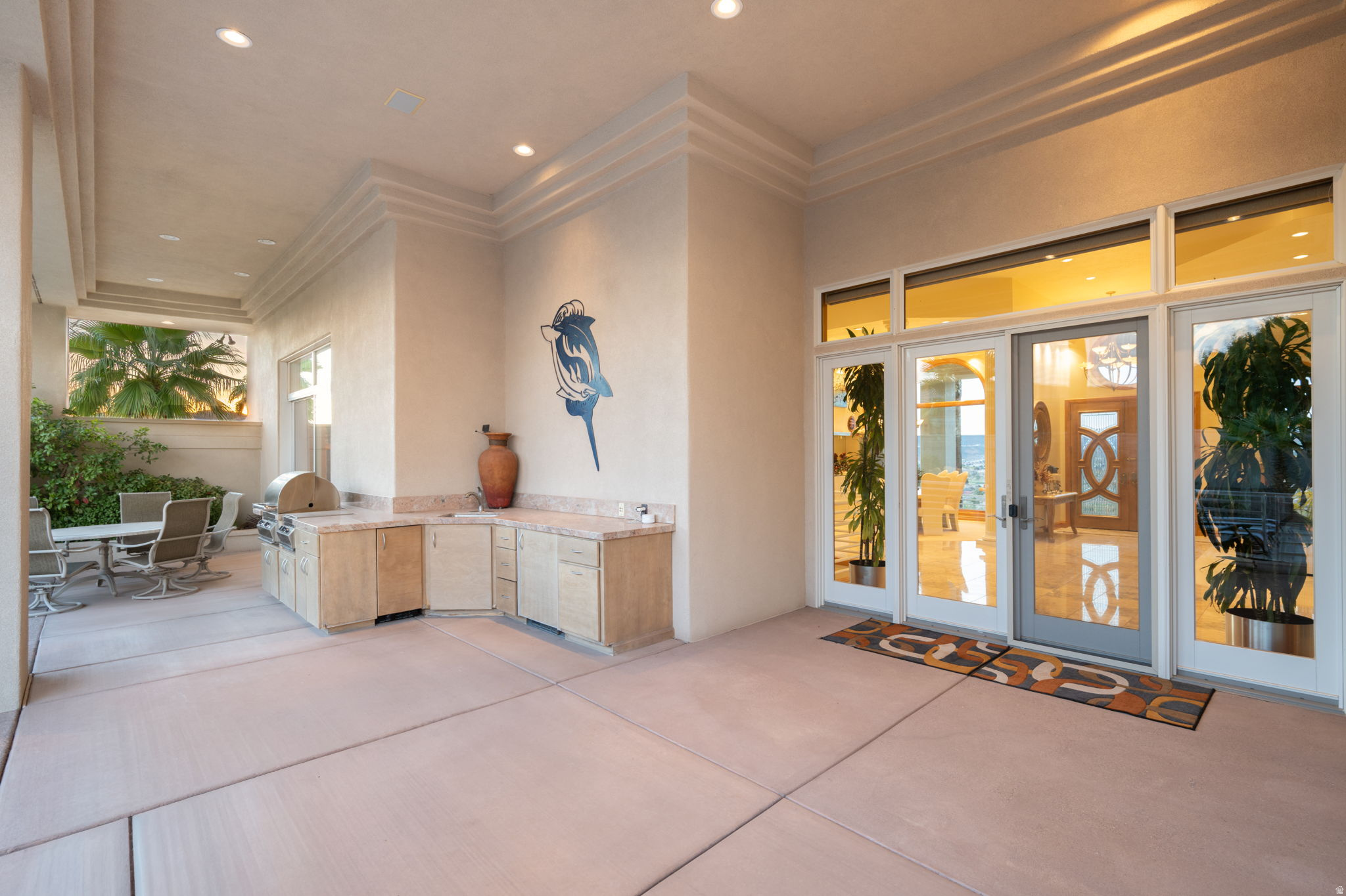 FALCON POINT - Residential