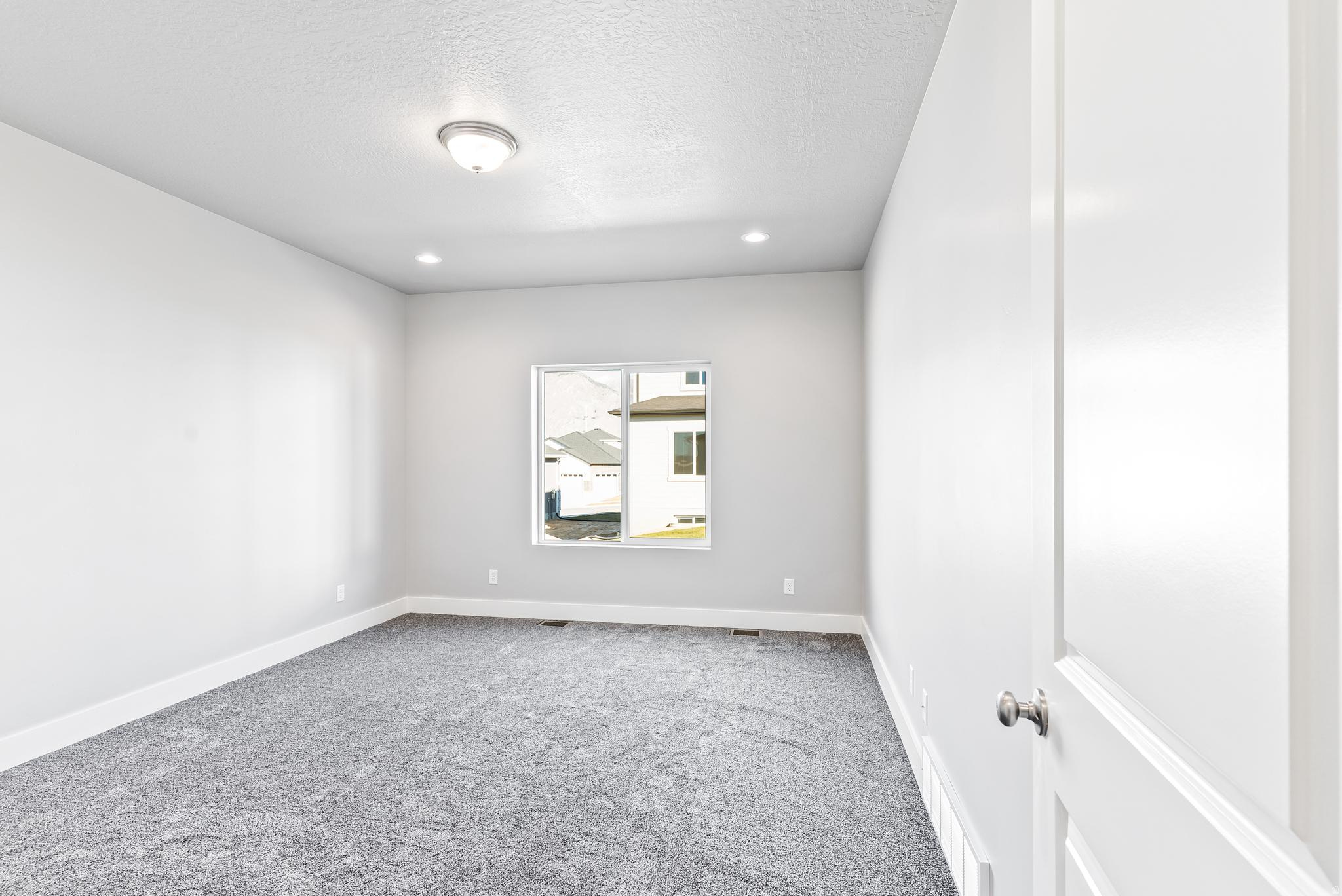 SUMMIT HILLS THE RIDGE - Residential