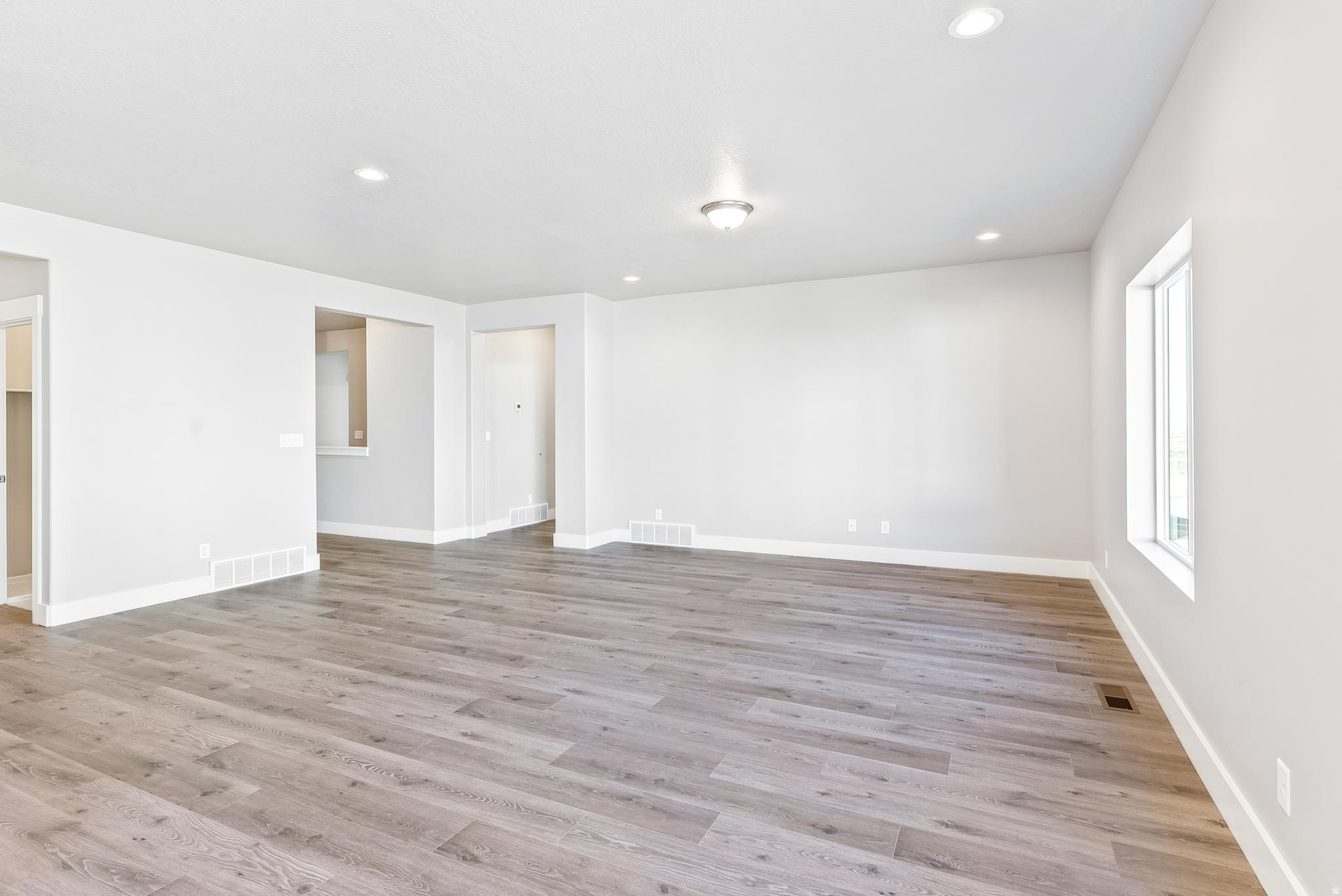 SUMMIT HILLS THE RIDGE - Residential