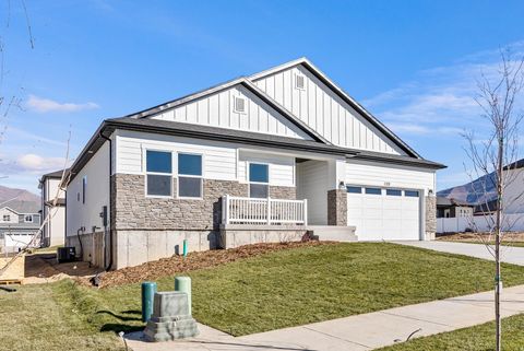 Tiny photo for 1686 S WINDSONG DR #HARM, Santaquin, UT 84655 (MLS # 2151323)