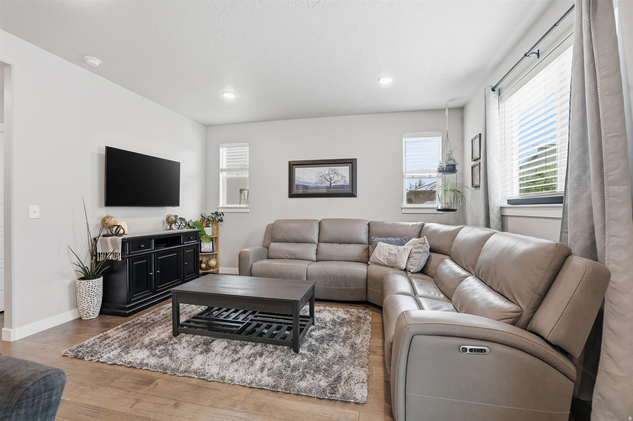 SOLSTICE AT WATERS EDGE - Residential