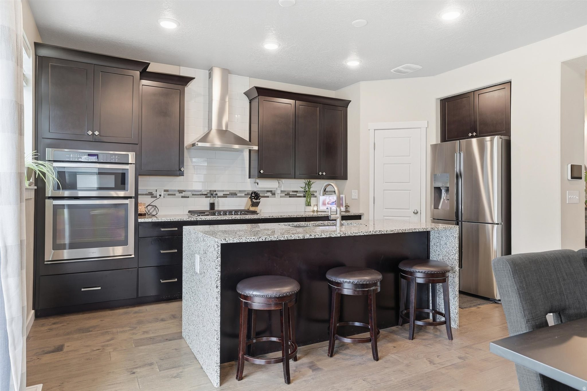 SOLSTICE AT WATERS EDGE - Residential