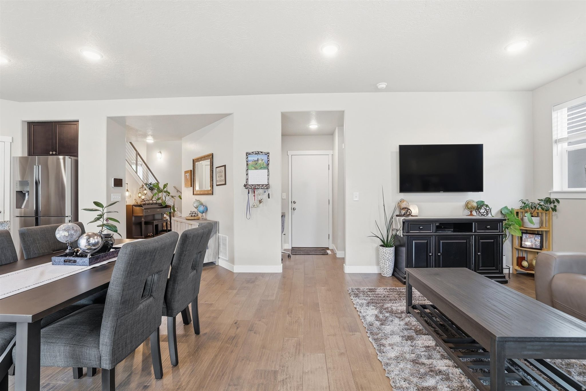 SOLSTICE AT WATERS EDGE - Residential