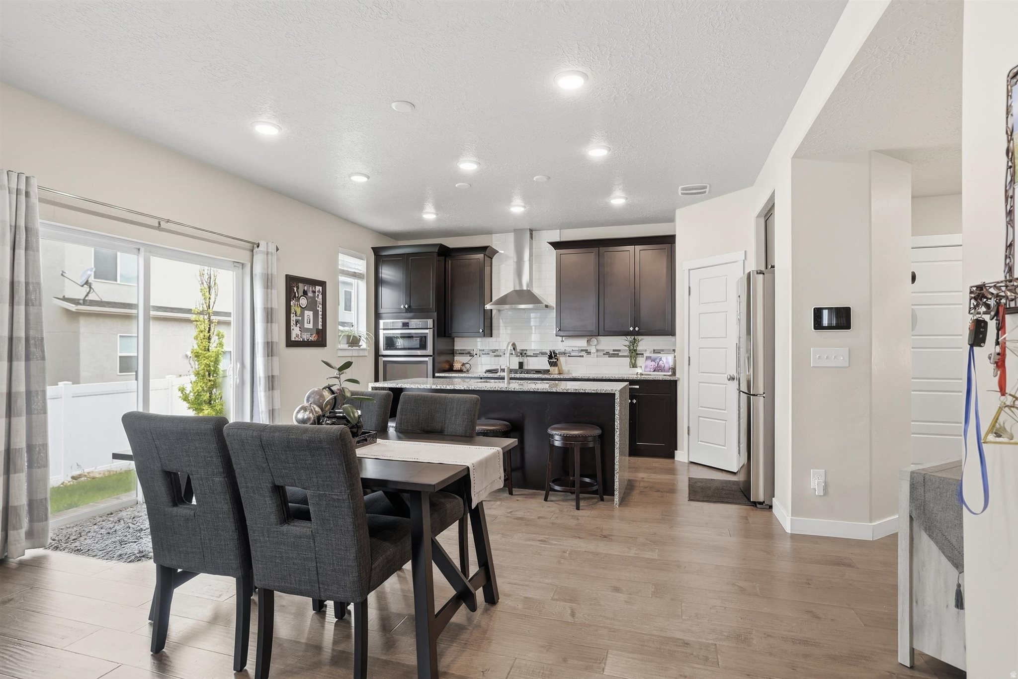 SOLSTICE AT WATERS EDGE - Residential