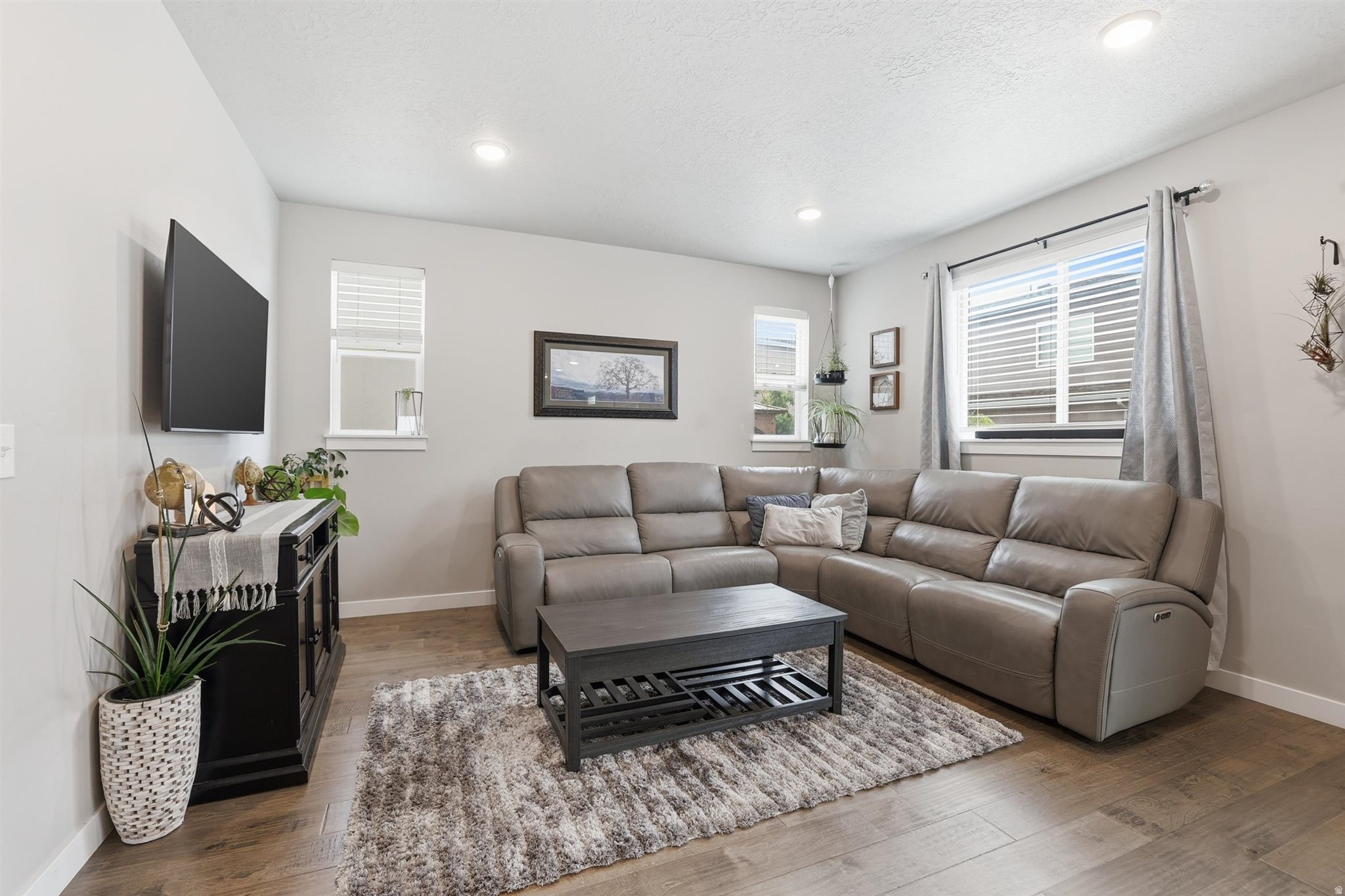 SOLSTICE AT WATERS EDGE - Residential