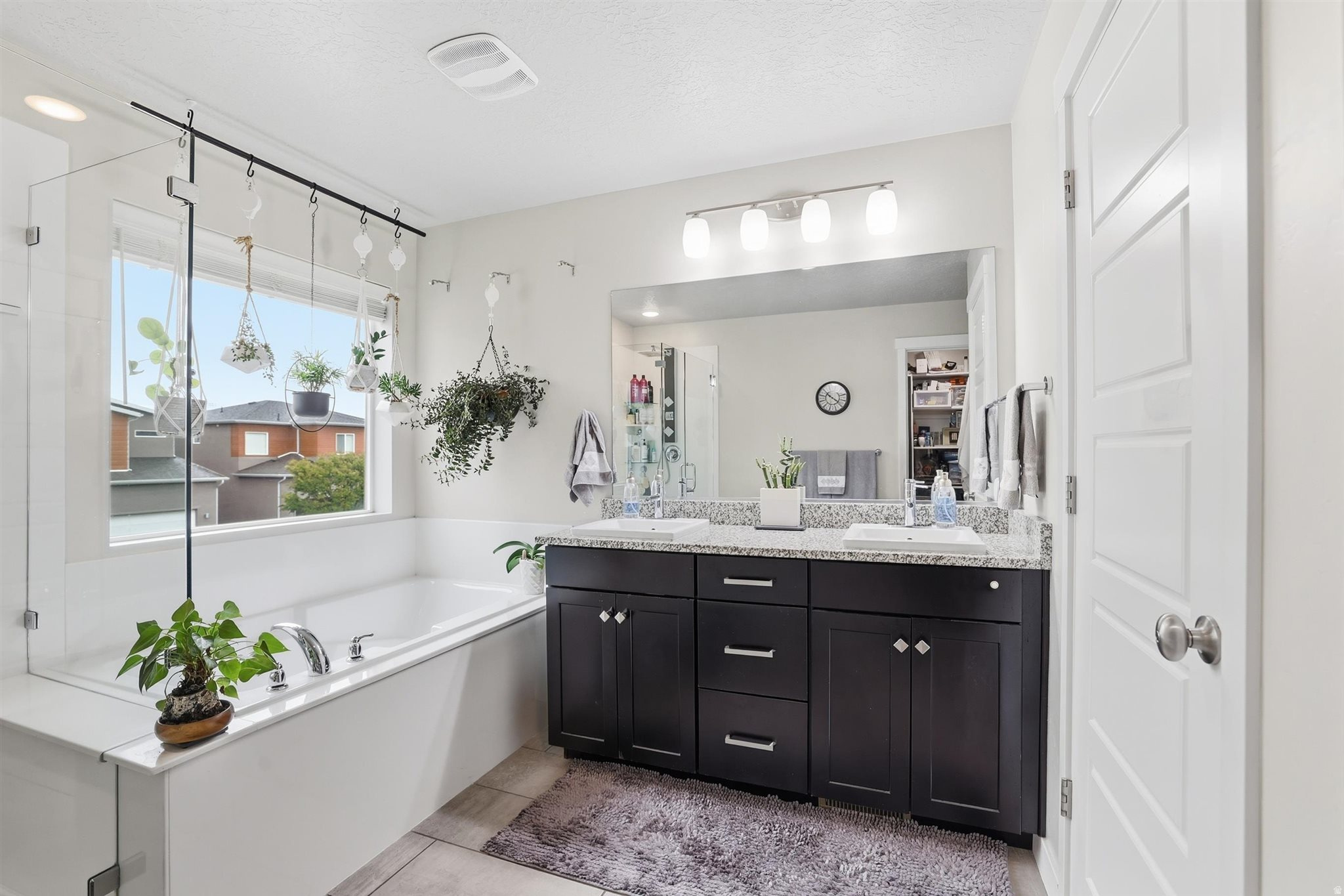 SOLSTICE AT WATERS EDGE - Residential