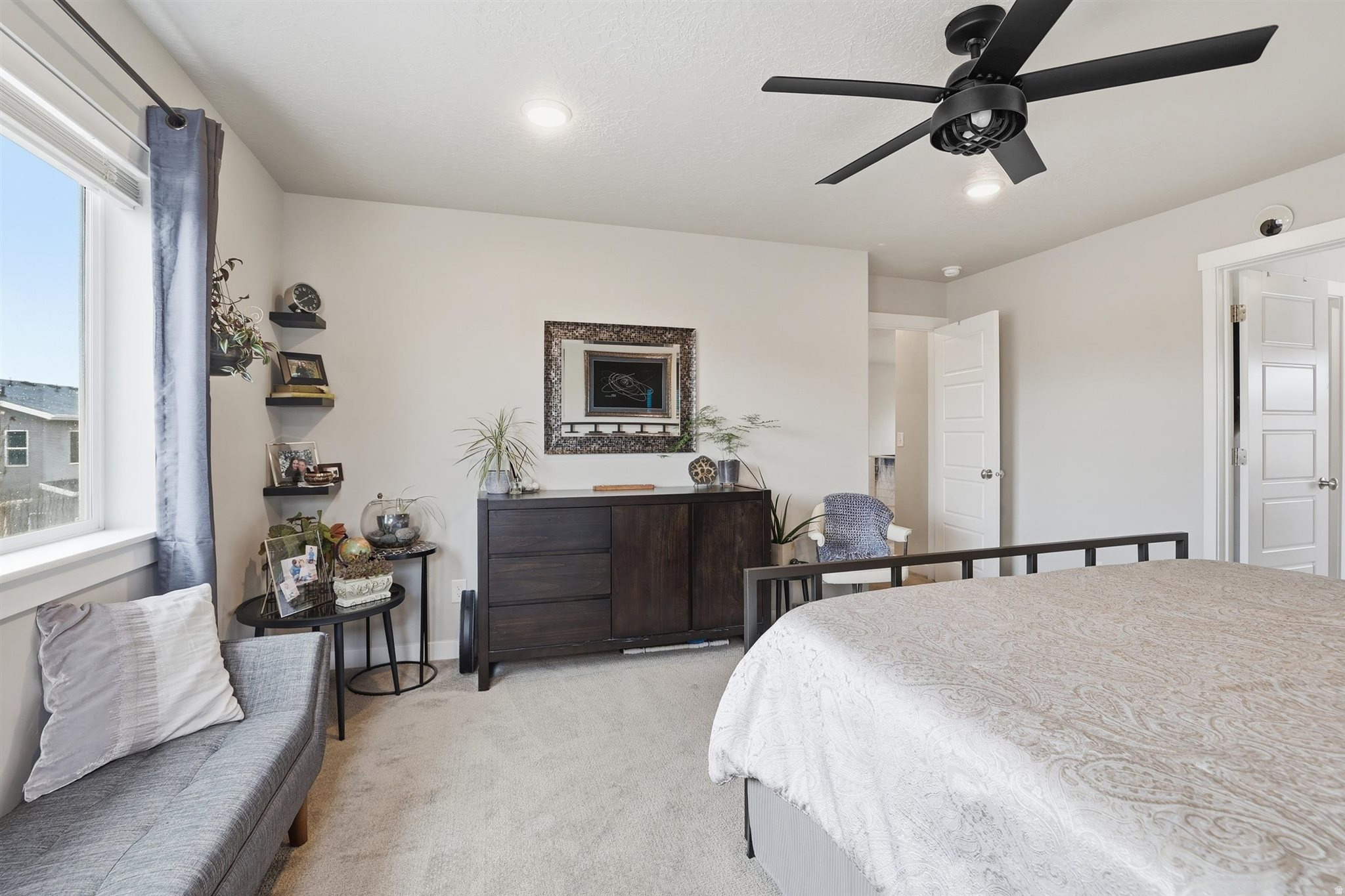 SOLSTICE AT WATERS EDGE - Residential