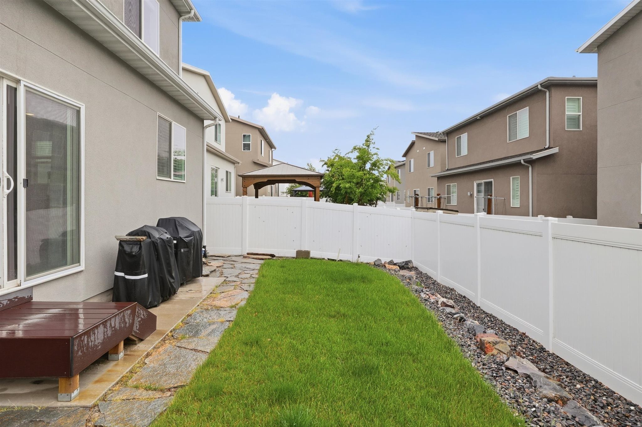 SOLSTICE AT WATERS EDGE - Residential