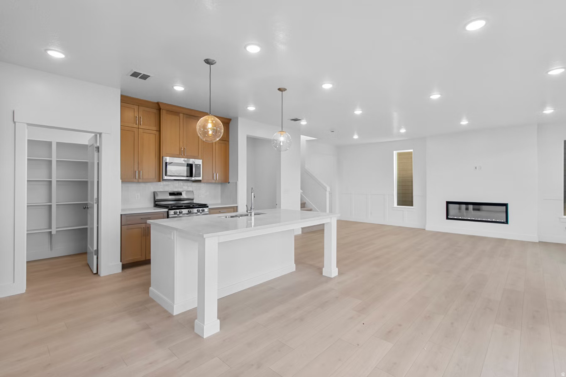 SUGAR CREEK - Residential