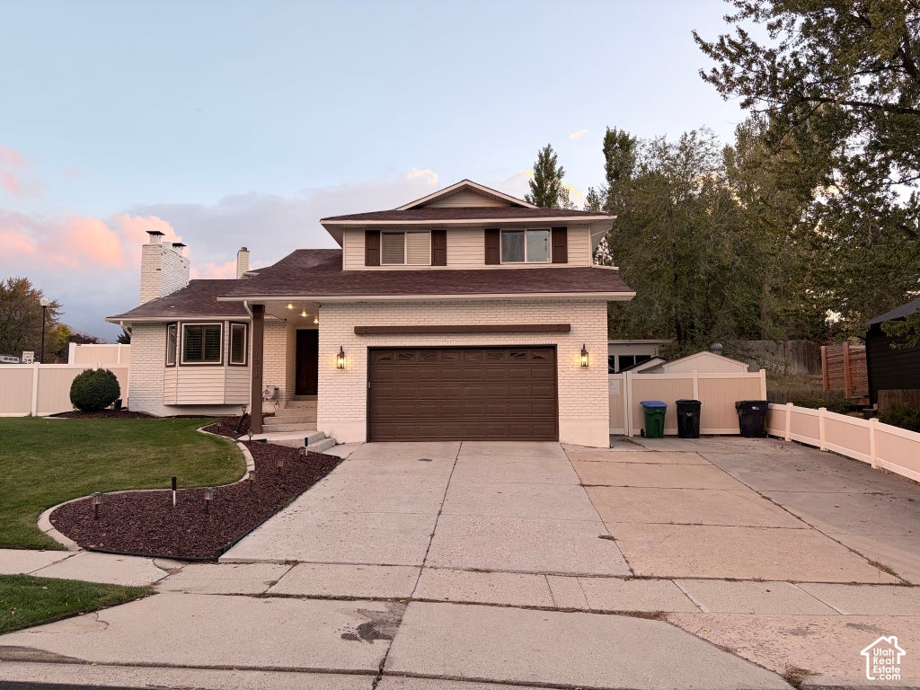 Photo of 1914 E GYRFALCON DR, Sandy, UT 84092 (MLS # 2193082)