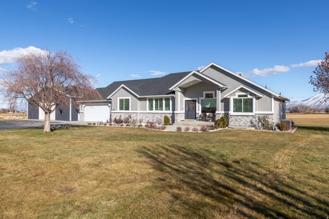 Photo of 11433 S 5600 W, Payson, UT 84651 (MLS # 2129441)