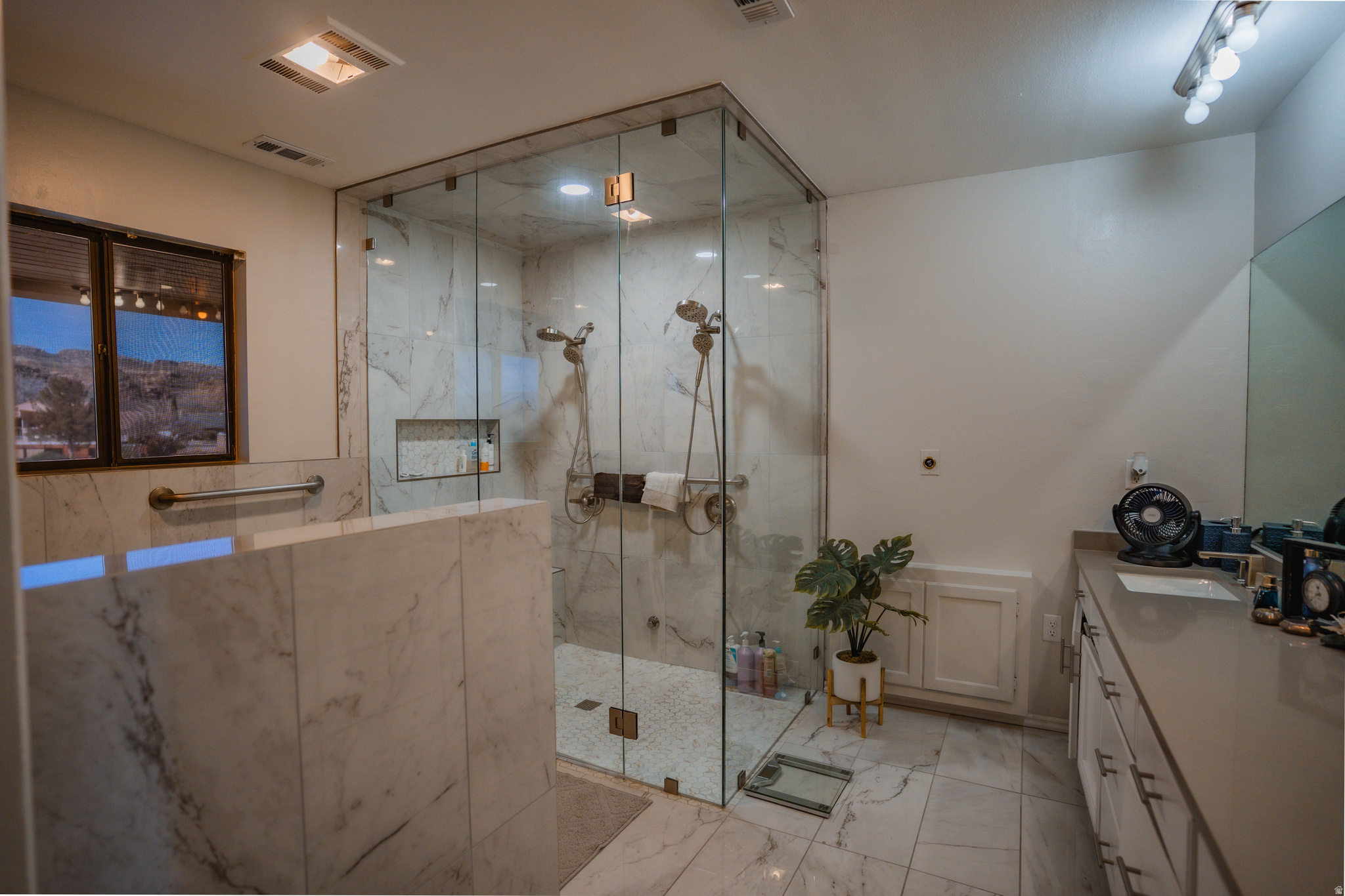 BLOOMINGTON COUNTRY CLUB 1 AMD & EXT - Residential